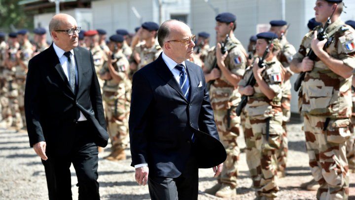 رئيس الحكومة الفرنسية يزور تشاد على جبهة مكافحة الجهاديين