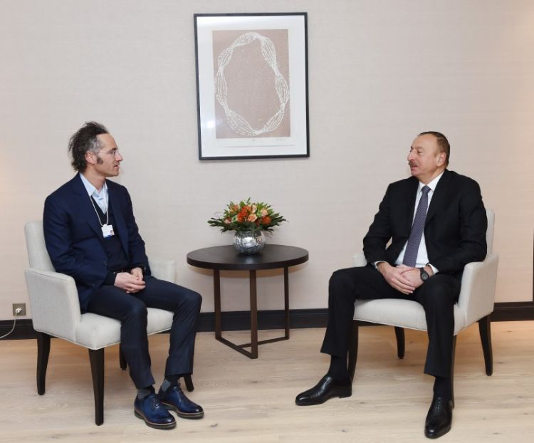 Prezident İlham Əliyev beynəlxalq şirkətin baş icraçı direktoru və təsisçisi ilə görüşüb