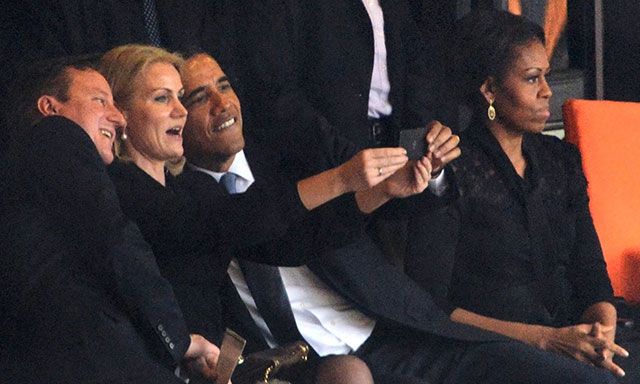 Britaniyada Van Qoq və Obama ilə “selfi” sərgisi