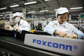 "Foxconn" və "Apple" ABŞ-da 7 milyard dollarlıq zavod tikəcək