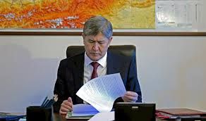 Almazbek Atambayev signs a new Criminal Code of the Kyrgyz Republic