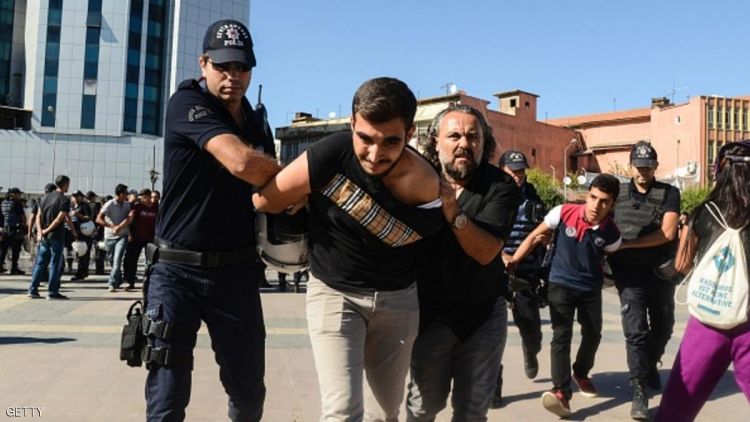 تعتقل مئات الأكراد قبيل الاستفتاء في  تركيا