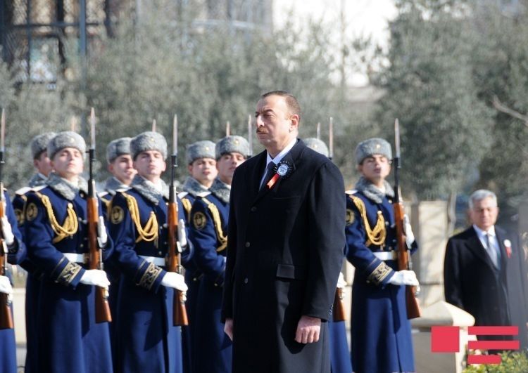 Azerbaijani president pays tribute to Khojaly genocide victims