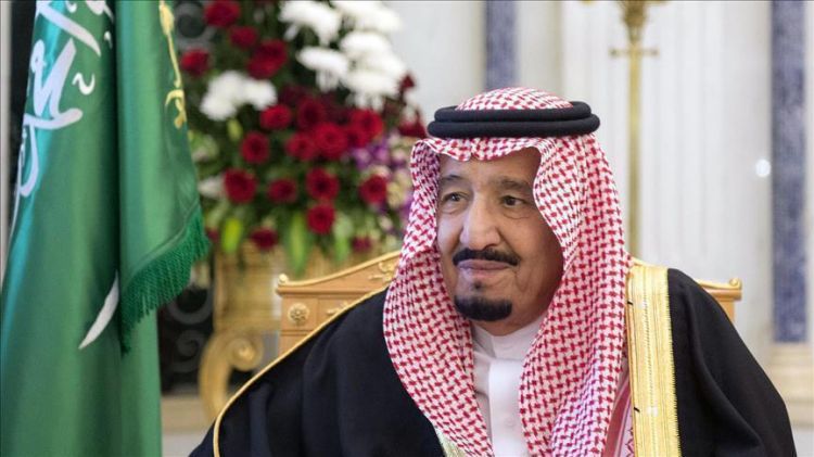العاهل السعودي يدعو من ماليزيا إلى تضامن العالم الإسلامي لمواجهة التحديات