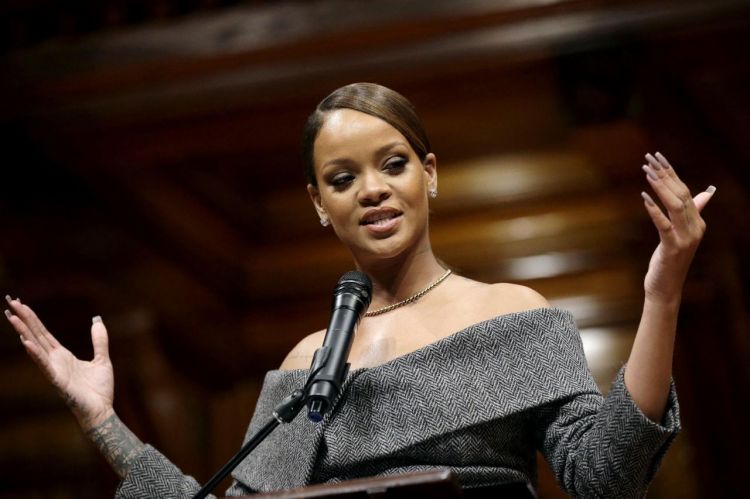 Bright like a diamond: Harvard honors Rihanna's philanthropy