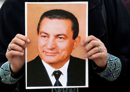 Egypt's ex-president Mubarak denies killing protesters as final retrial begins