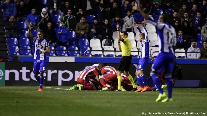 Atletico's Fernando Torres in stable condition following head injury scare