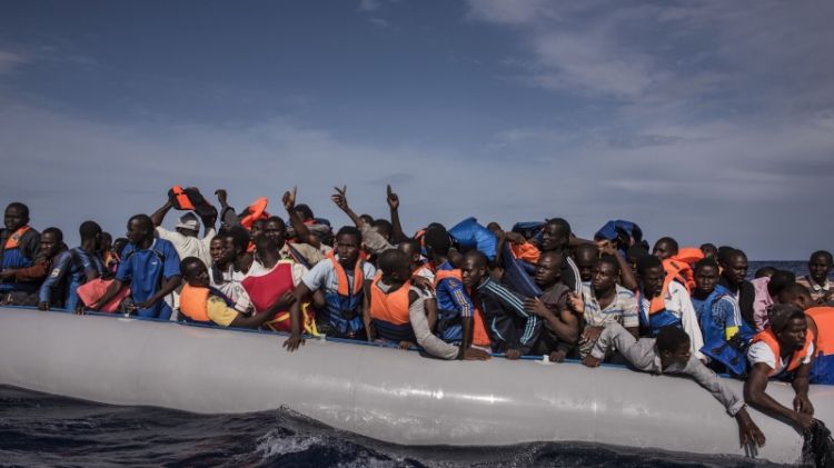 More than 200 migrants feared drowned in Mediterranean