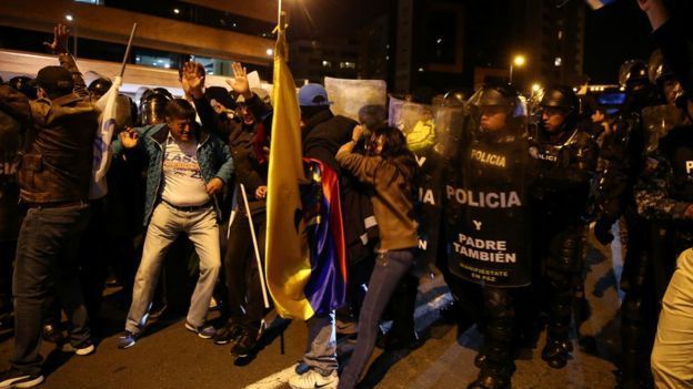 Ekvadorda keçirilən prezident seçkilərində Lenin Moreno qalib gəlib
