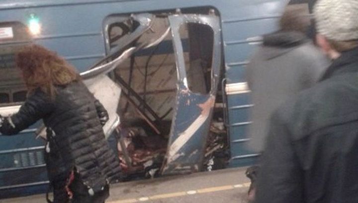 قتلى وجرحى جراء تفجير مزدوج في مترو سان بطرسبورغ مقتل 10 أشخاص على الأقل