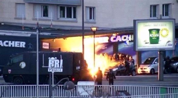 اعتقال 10 أشخاص بتهمة دعم منفذي هجمات باريس بالأسلحة