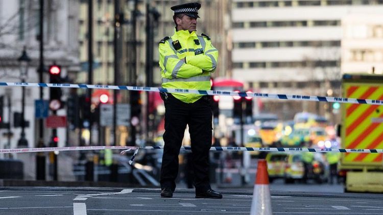 اعتقال 3 نساء في بريطانيا للاشتباه في علاقتهن بعمليات "إرهابية"