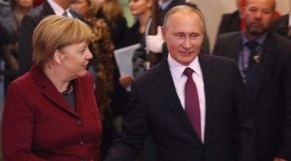 بوتين يرحب بميركل عقب وصولها إلى سوتشي