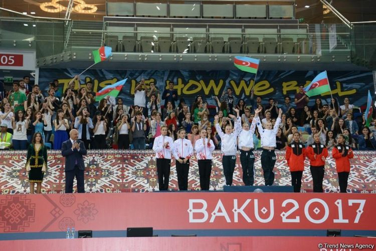 İdman gimnastikası yarışlarında qalib komandalar mükafatlandırılıb Bakı-2017