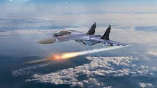 القوات الجوية الروسية تدمر رتلا لداعش كان متوجها من الرقة إلى تدمر