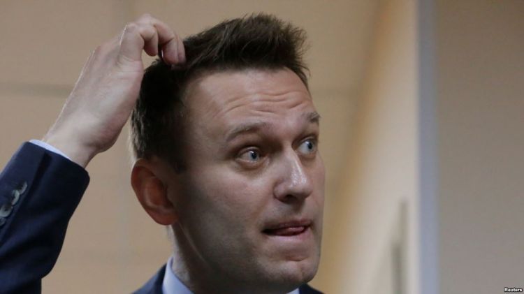 Штаб Навального в Москве работает на улице – в нем сменили замки