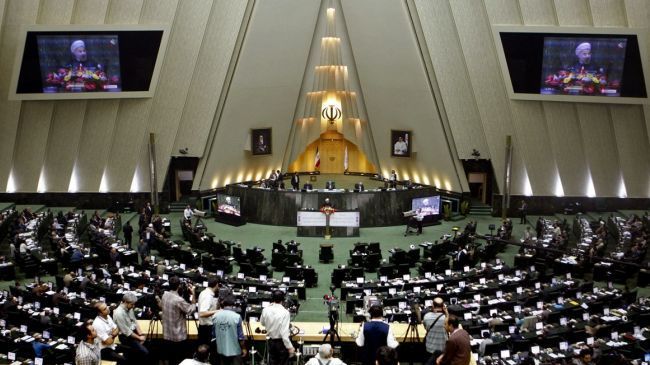 12 человек погибли при нападении террористов на иранский парламент и мавзолей Хомейни ОБНОВЛЕНО