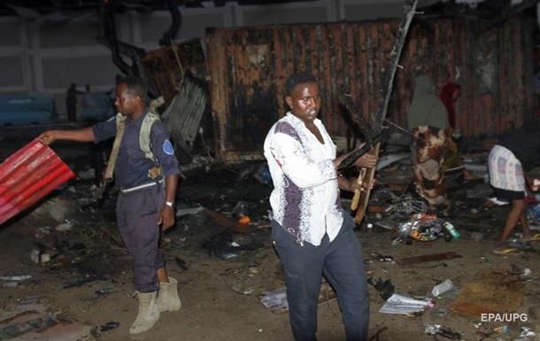 В Сомали исламисты убили 17 человек и захватили заложников