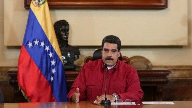 Президент Венесуэлы обвинил Twitter в "проявлении фашизма"