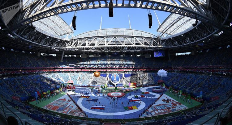 افتتاح بطولة كأس القارات في مدينة بطرسبورغ الروسية