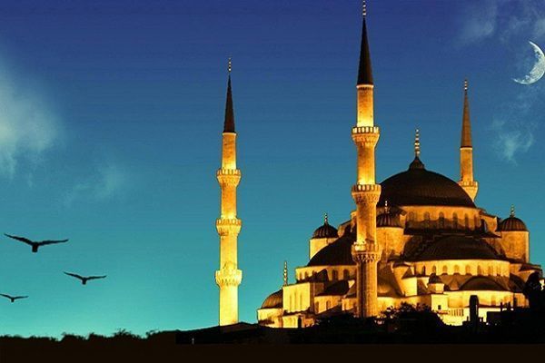 Мусульмане всего мира сегодня празднуют окончание поста месяца Рамадан