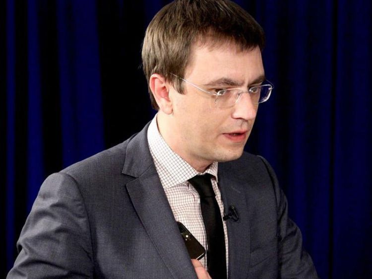 Слово «virus» неслучайно завершается на RUS - украинский министр армянского происхождения