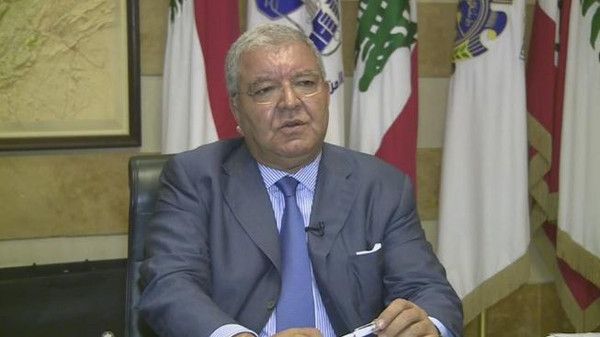 وزير داخلية لبنان: الجيش لا يستهدف اللاجئين السوريين