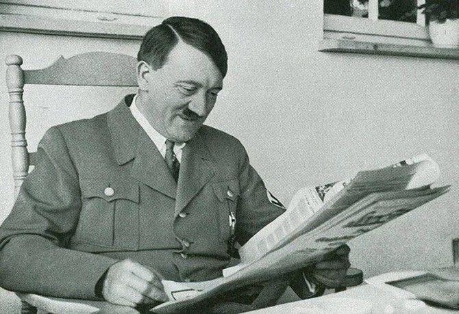 Редкая открытка с автографом Гитлера выставлена на аукцион