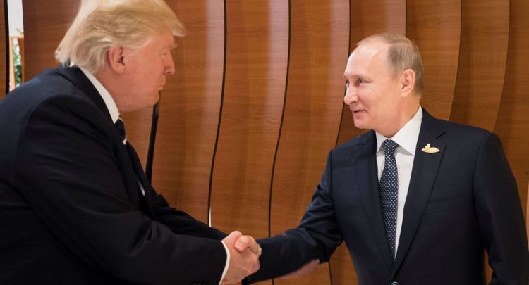 أول مصافحة بين بوتين وترامب في إطار قمة "العشرين"