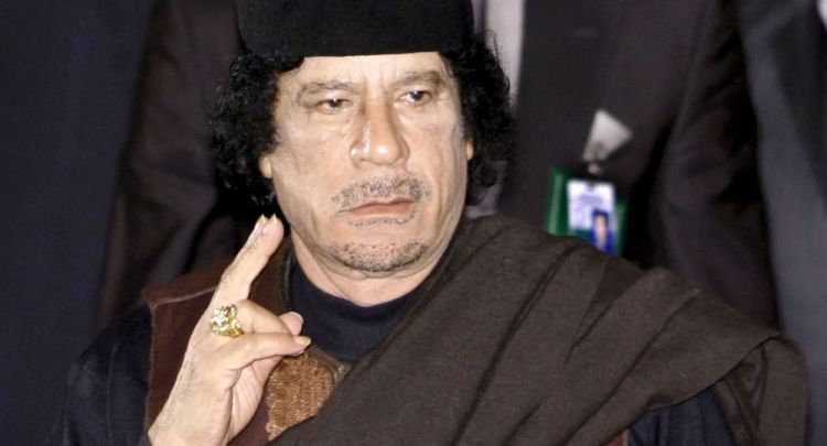 أوروبا بحاجة إلى القذافي