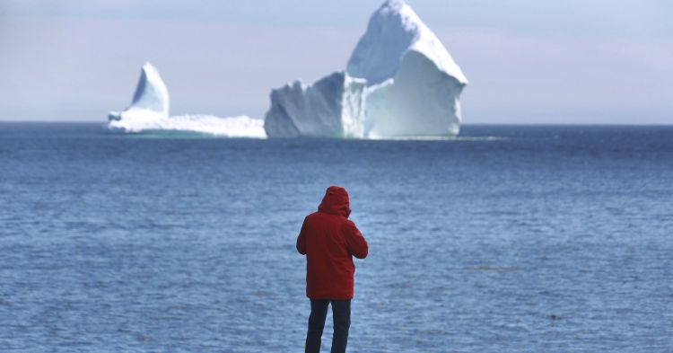 От Антарктиды откололся гигантский айсберг размером с Уэльс