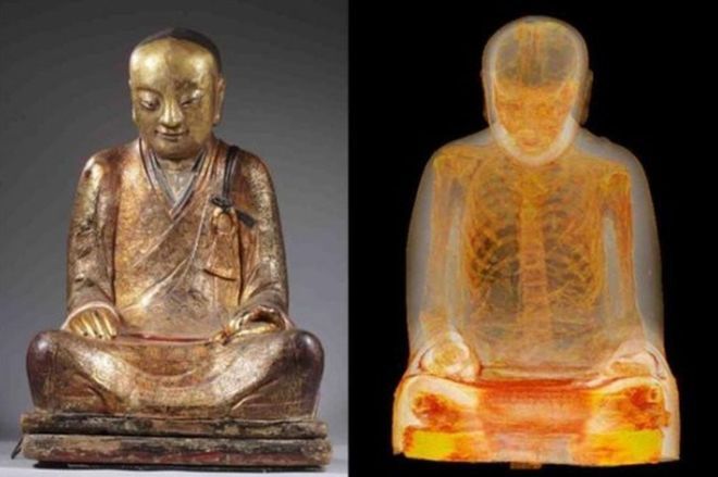 Китайские крестьяне требуют вернуть им мумию монаха