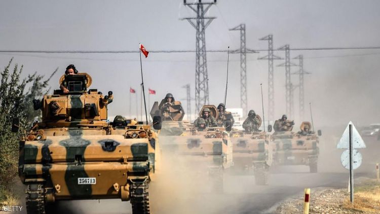 إصابة 17 جنديا تركيا بتفجير