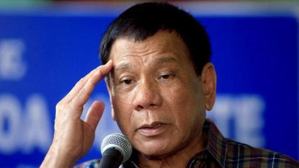 رئيس الفلبين يتعهد بحكم ذاتي لمسلمي الجنوب