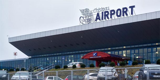 В аэропорту Кишинева не дают разрешения на вылет российского чартера
