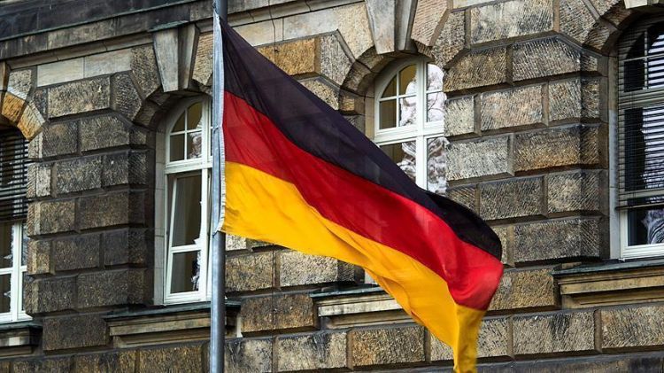 ألمانيا ترفض أن تطال العقوبات الأمريكية ضد روسيا وإيران شركات أوروبية