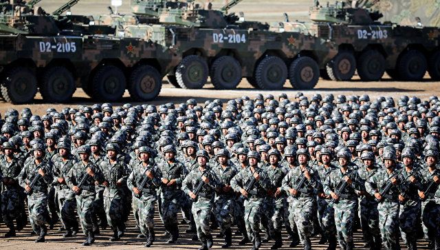 На военном параде в Китае показали новейшую технику