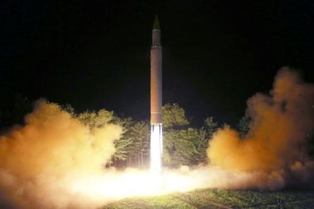 واشنطن تختبر بنجاح منظومة اعتراض للصواريخ على وقع توتر مع بيونغ يانغ