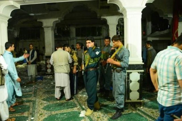 نحو ثلاثين قتيلا في اعتداء على مسجد شيعي في هرات