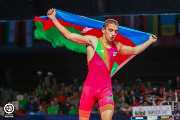 Азербайджанский борец победил армянина и стал чемпионом мира