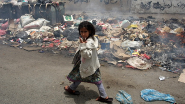 الطفل اليمني بين أنياب الموت دعاء جمال العمري