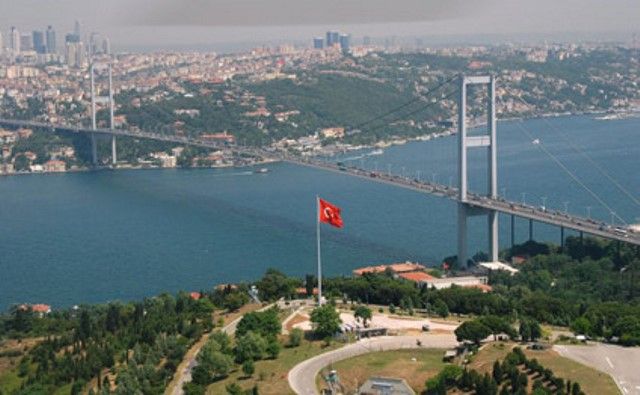 Türkiyədə iki terrorçu özünü partlatdı
