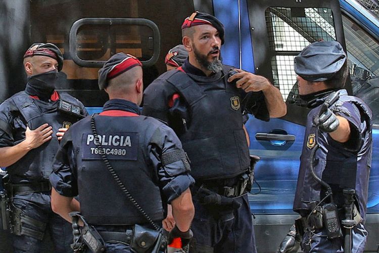 Четвертый подозреваемый задержан в связи с терактами в Каталонии
