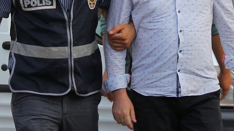 تركيا.. حبس 4 أجانب للاشتباه بانتمائهم لـ"داعش" الإرهابي