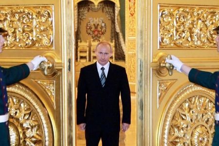 Putin hərbi xərcləri azaldır Kremli buna vadar edən əsas səbəb