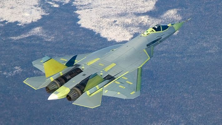 Первый российский стелс-истребитель Су-57 заставил иностранных военных поломать голову