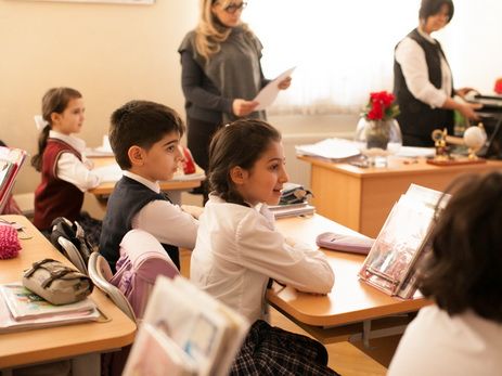 В этих школах АР русский язык будет преподаваться интенсивно - СПИСОК