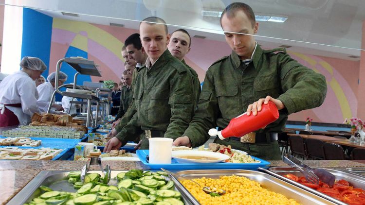 Изменения в особой сфере для российских солдат: есть теперь стало приятнее