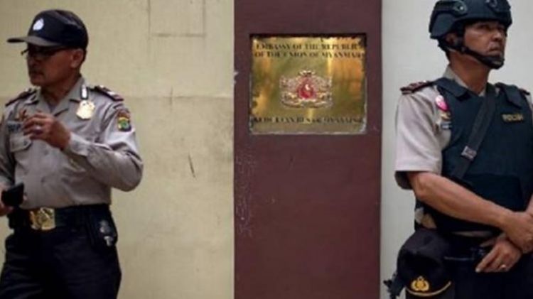 استهداف سفارة ميانمار في جاكرتا بقنبلة حارقة