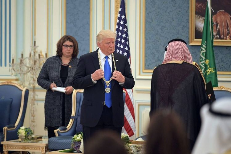 ترامب لزعماء الخليج: توحدوا ضد إيران